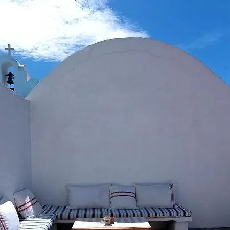 Cycladic Maisonette *