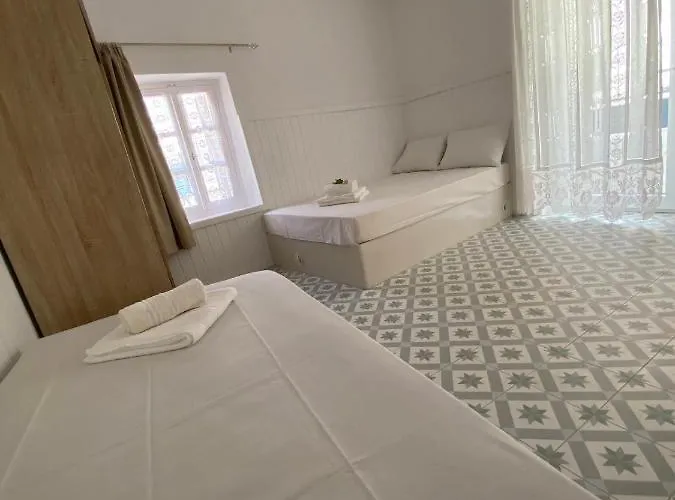 Cycladic Maisonette *